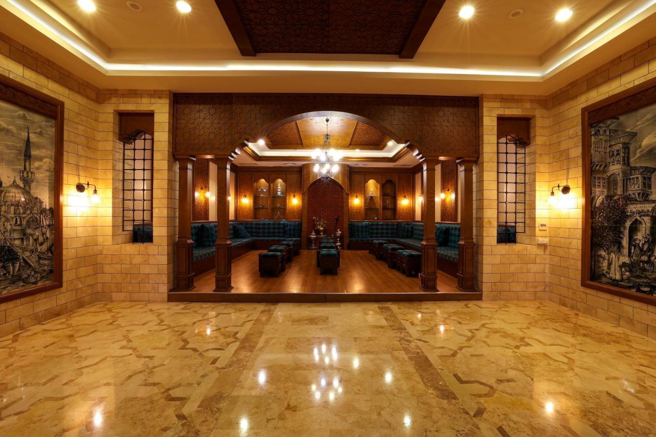 Crystal De Luxe & 5* Kemer